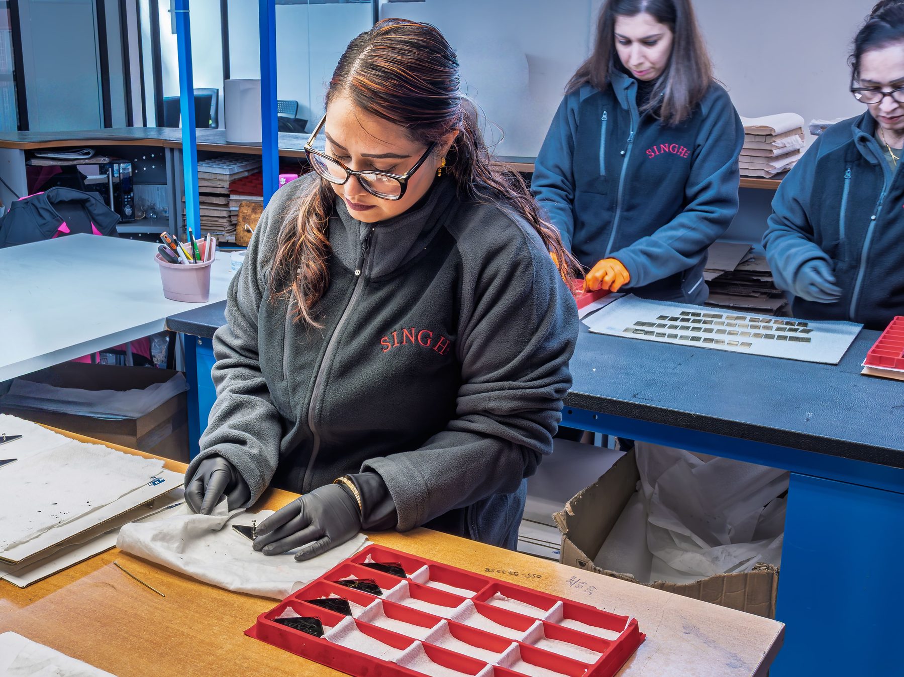 Componenti moda rifiniti